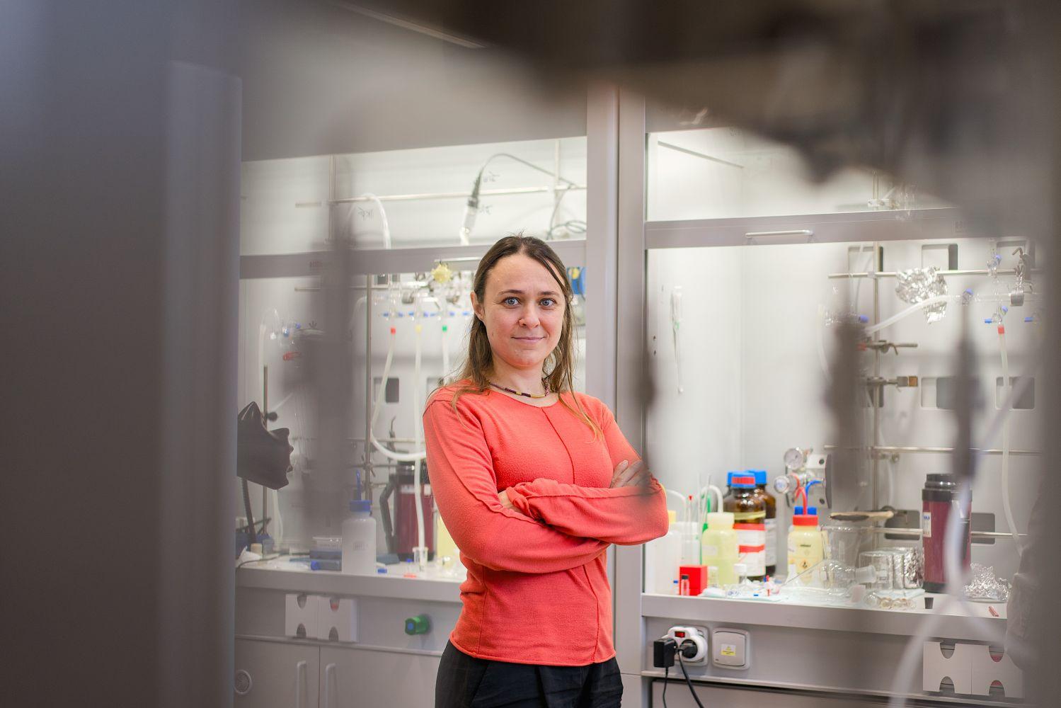  ◳ 2025_11_14_Stella_De_Almeida_Gonsales_Tomáš_Balický_18 (jpg) → (originál)