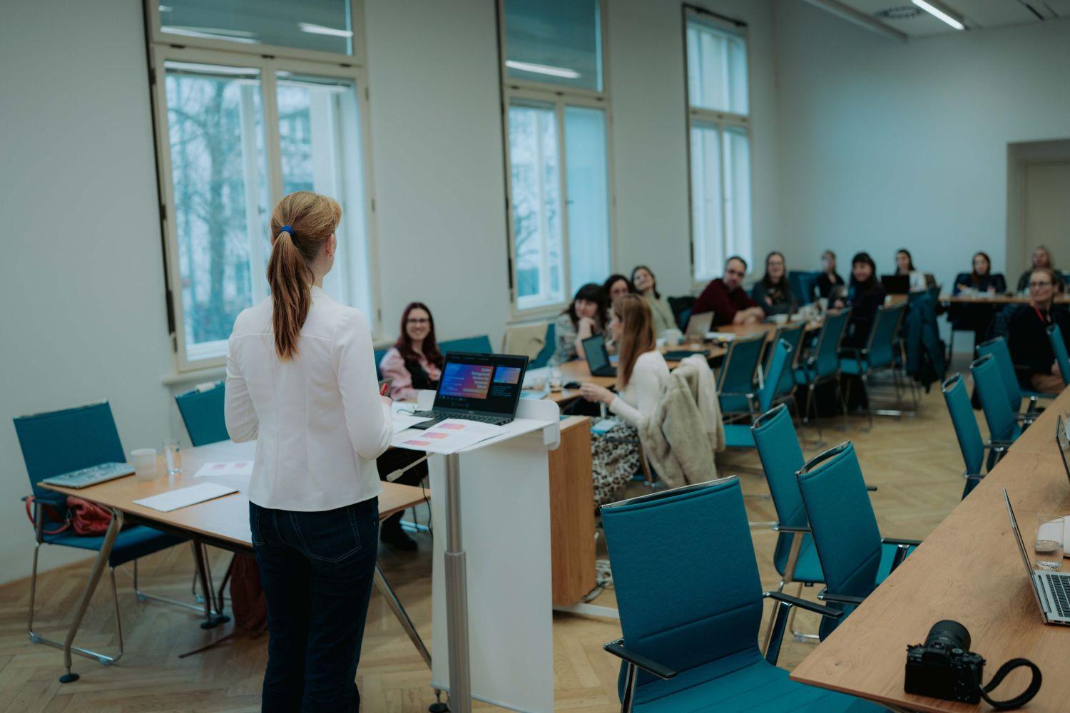 Mezinárodní mentoringové fórum na VŠCHT Praha propojilo evropskou vědu s praxí