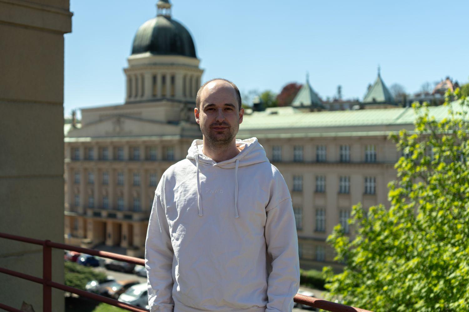 Publikace Lukáše Tomaníka z VŠCHT v Chemical Science i JACS Au