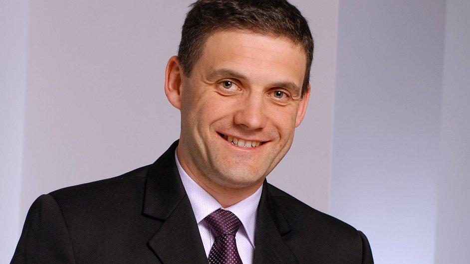 Správní radě VŠCHT bude předsedat Jan Duspěva