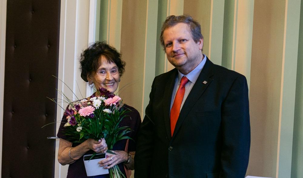 Cenu Julie Hamáčkové získala Lidmila Bartovská