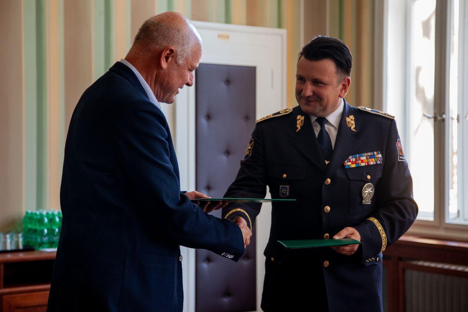 VŠCHT Praha pomáhá Policii ČR s pachovými stopami