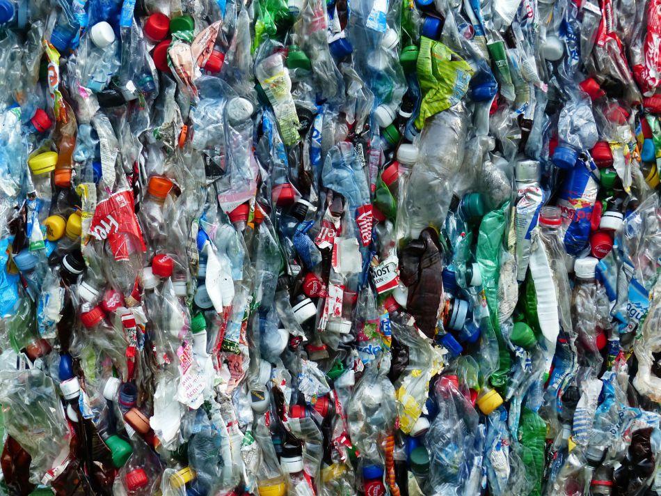 Budeme recyklovat všechny plasty?
