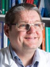  ◳ Leitner (jpg) → (výška 215px)