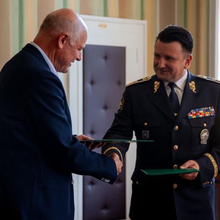 Podpis dodatku memoranda mezi VŠCHT Praha a Policií ČR Podpis dodatku memoranda mezi VŠCHT Praha a Policií ČR