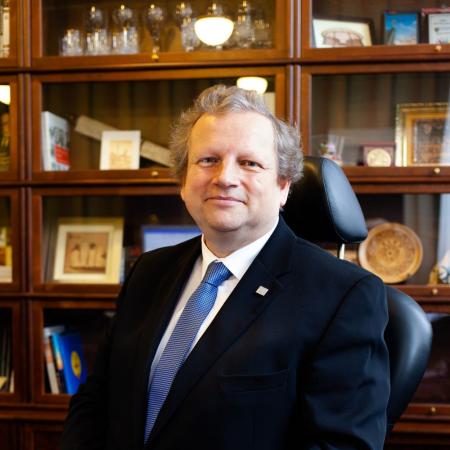 prof. Pavel Matějka, rektor VŠCHT Praha prof. Pavel Matějka, rektor VŠCHT Praha