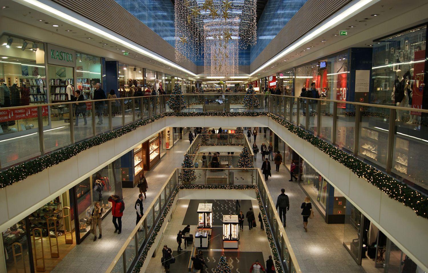 Krakow Shopping mall (Zygmunt Put, Wikimedia Commons) Krakow Shopping mall (Zygmunt Put, Wikimedia Commons)