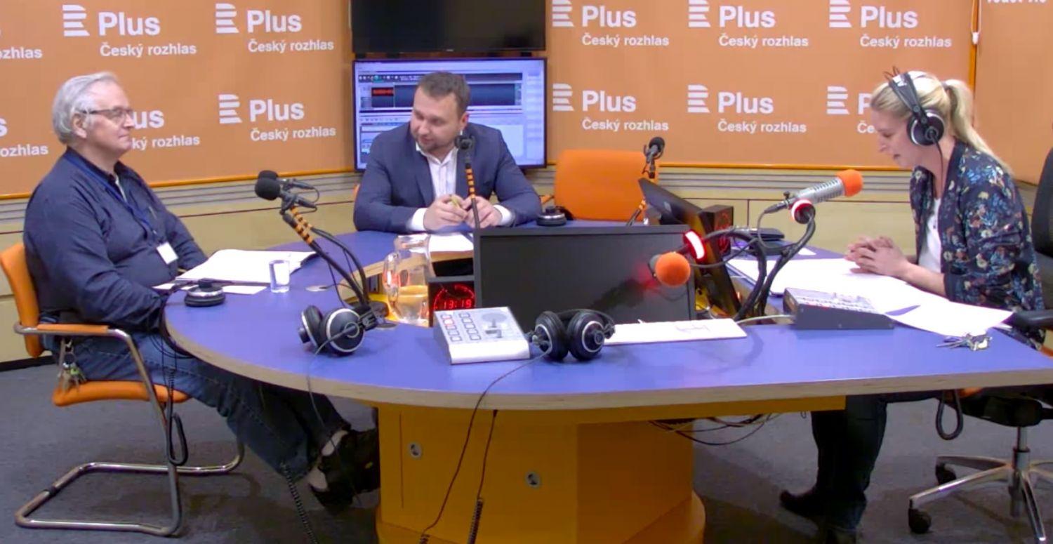 čr čr